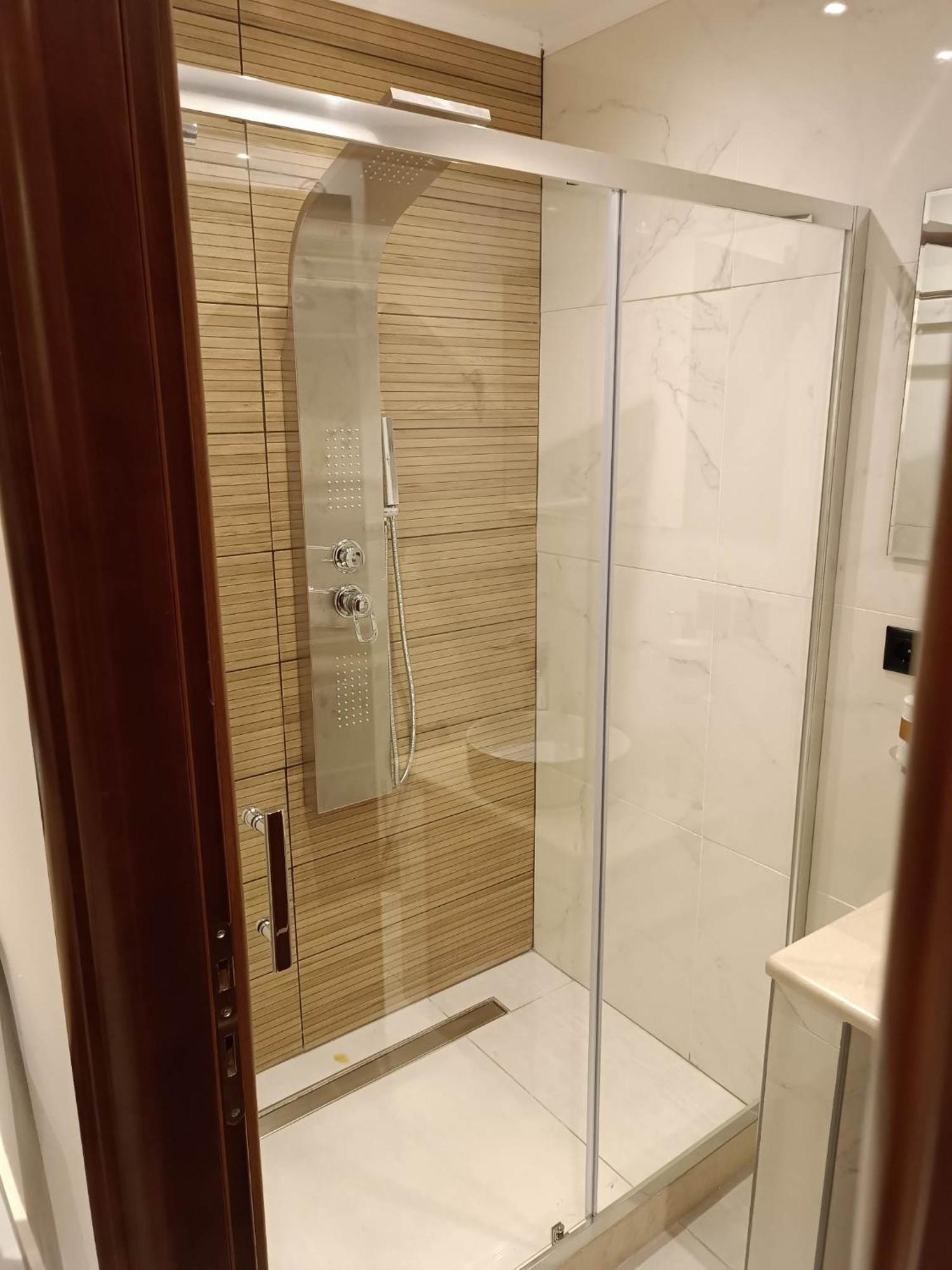 Newly Renovated Apartment Next To The Port Mantouki المظهر الخارجي الصورة